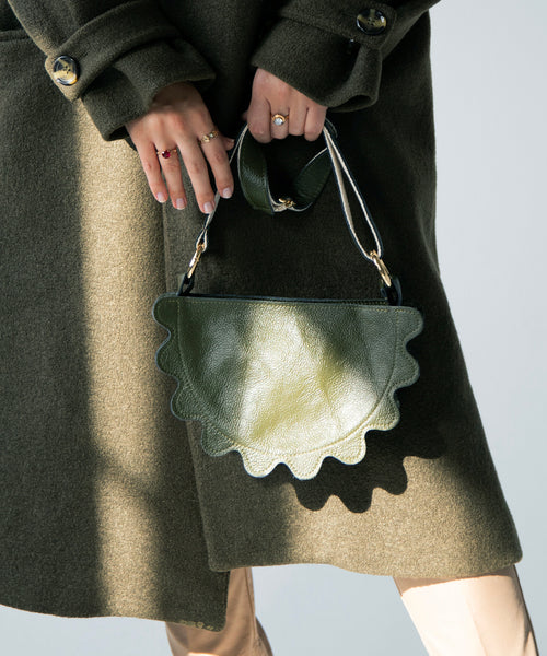 Mini pierożek oliwka połysk