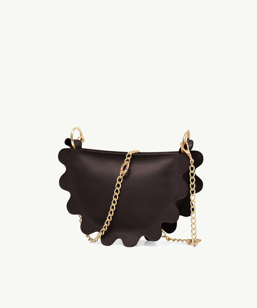 Pierożek wiśnia w czekoladzie