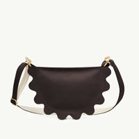 Pierożek wiśnia w czekoladzie